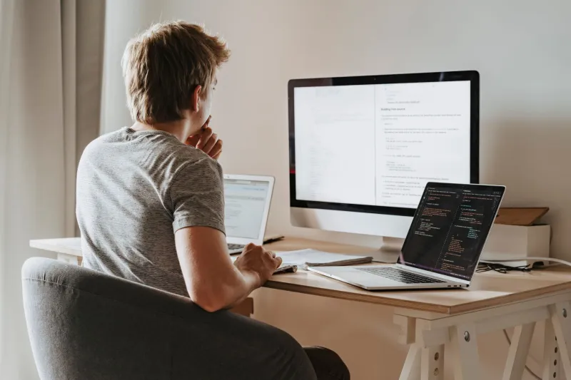 Why Deep Expertise Is the Last Competitive Advantage That Cannot Be Automated Away